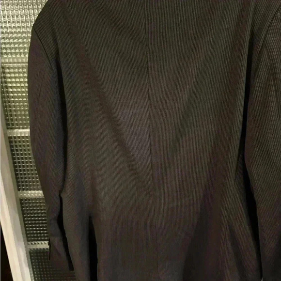 Armani Collezioni men’s dark gray striped wool blazer size 46R - Picture 4 of 13